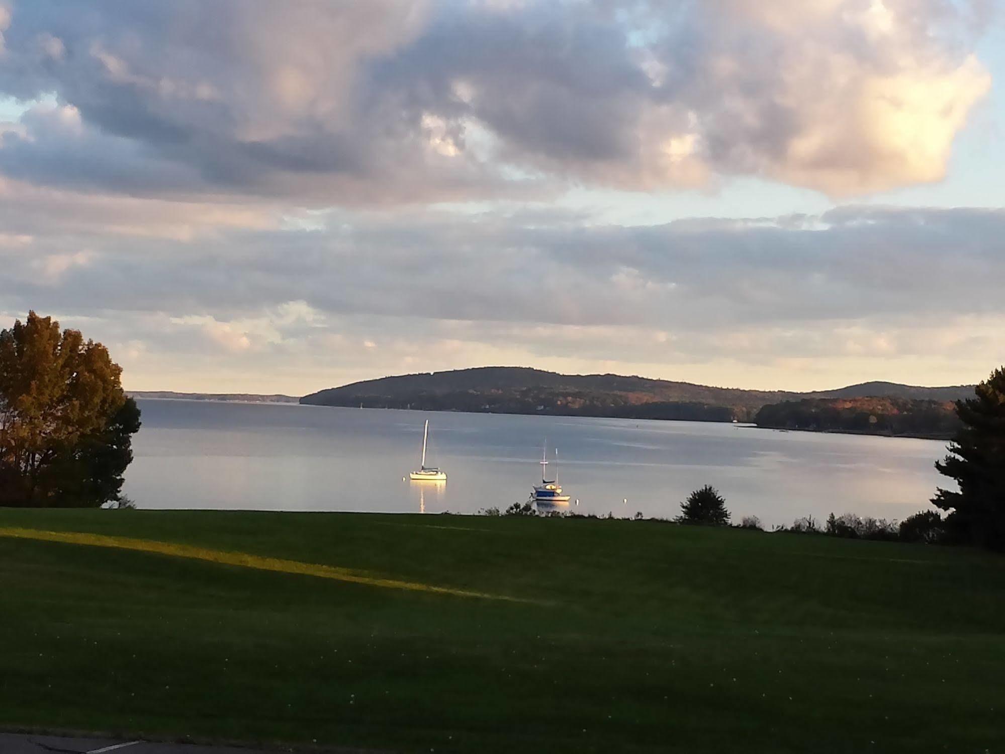 Belfast Harbor Inn Extérieur photo